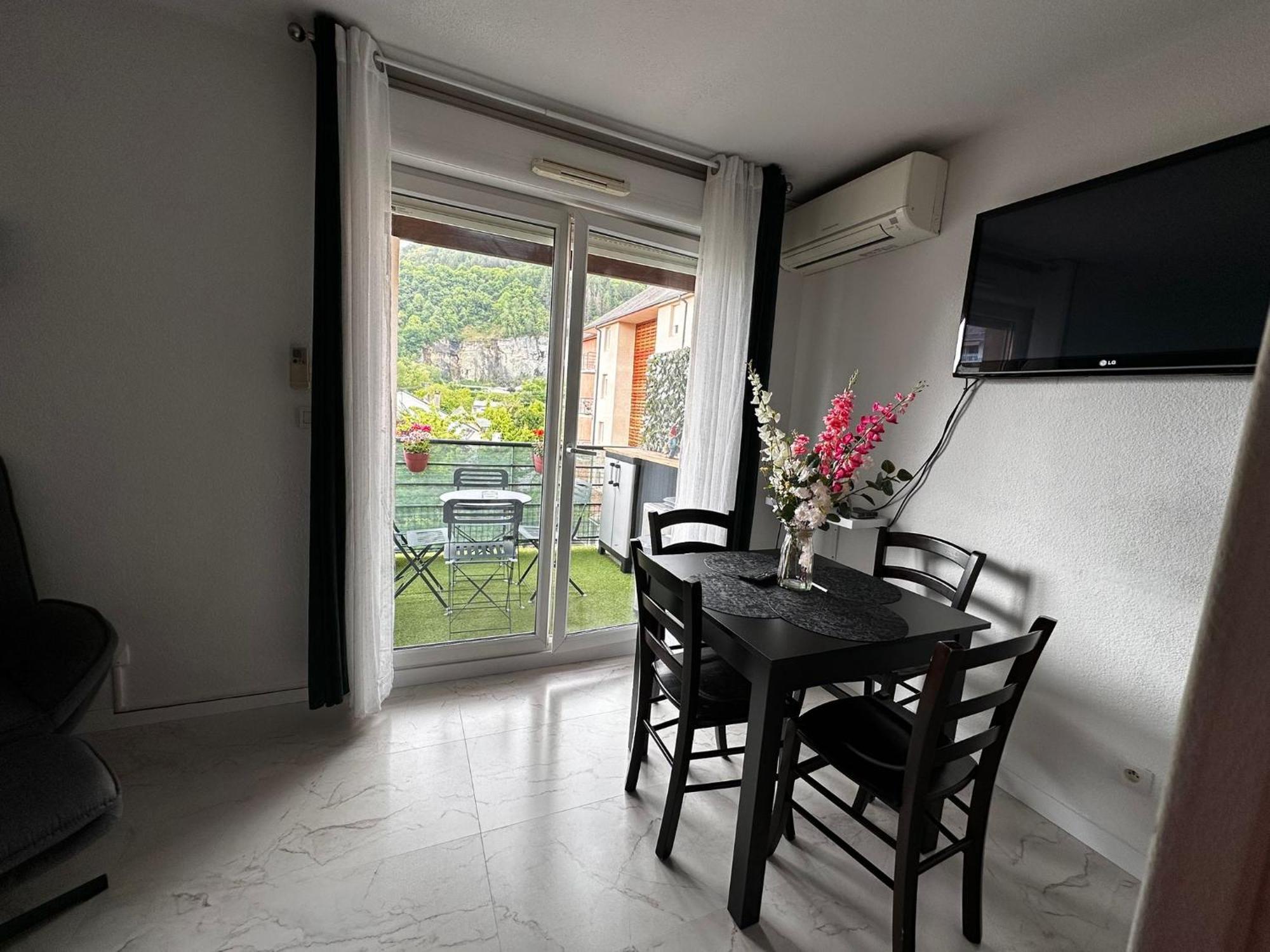 Apartament Ararat Lourdes Zewnętrze zdjęcie